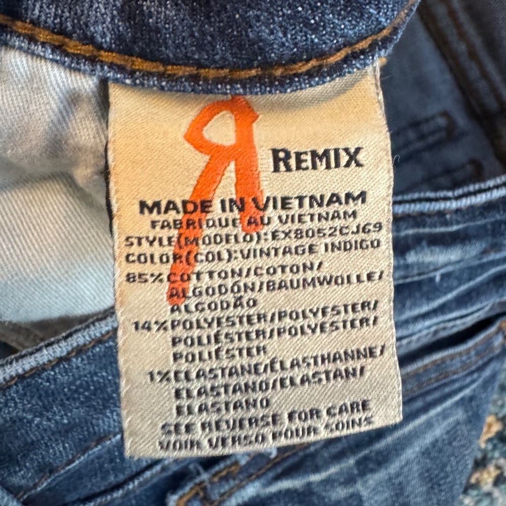Remix by Rock Revival Straight Leg Jeans
Size 30 - Picture 8 of 9